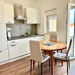 Apartment Focus *